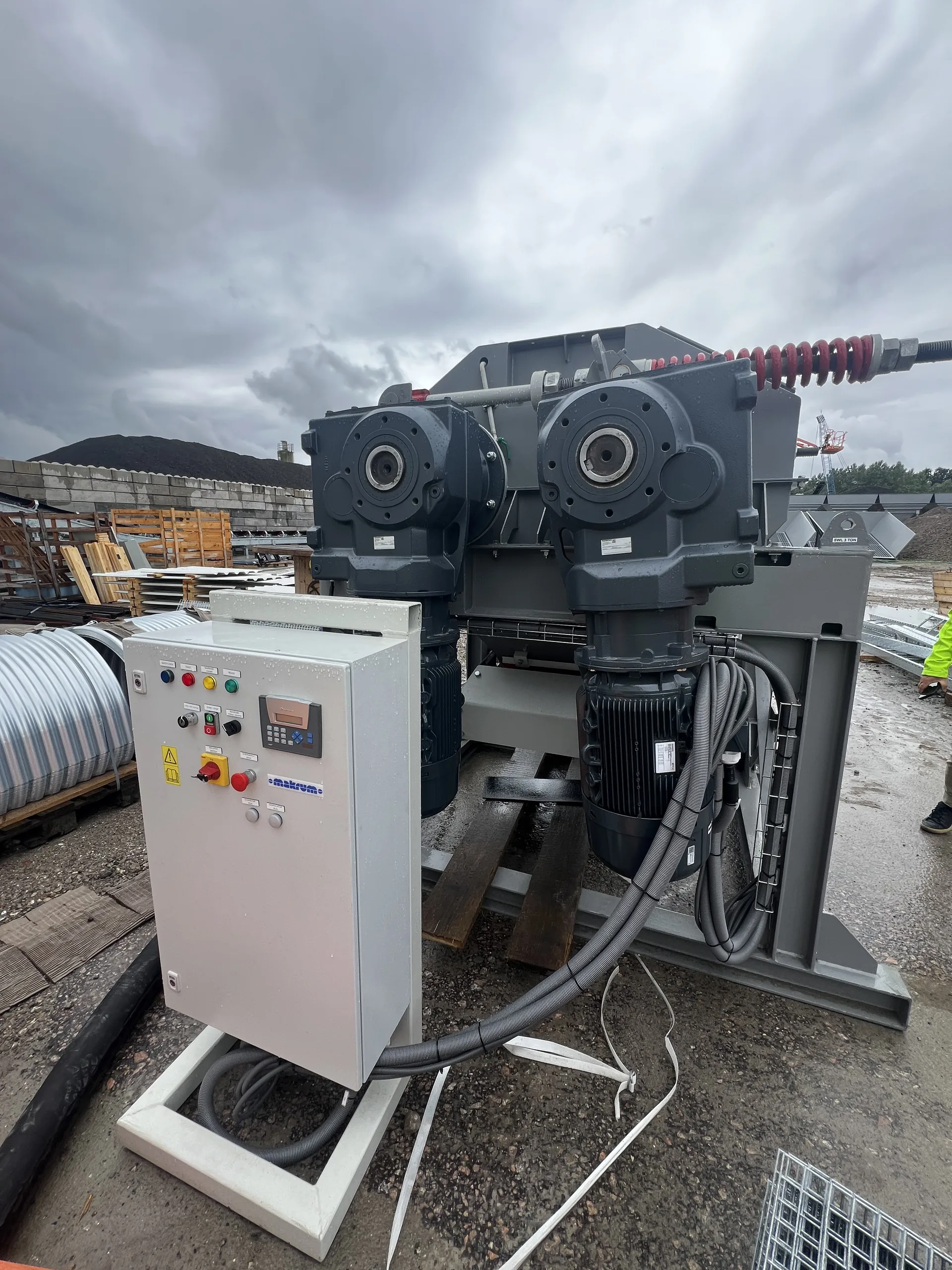 V1 granulator built into a plant — photo 3