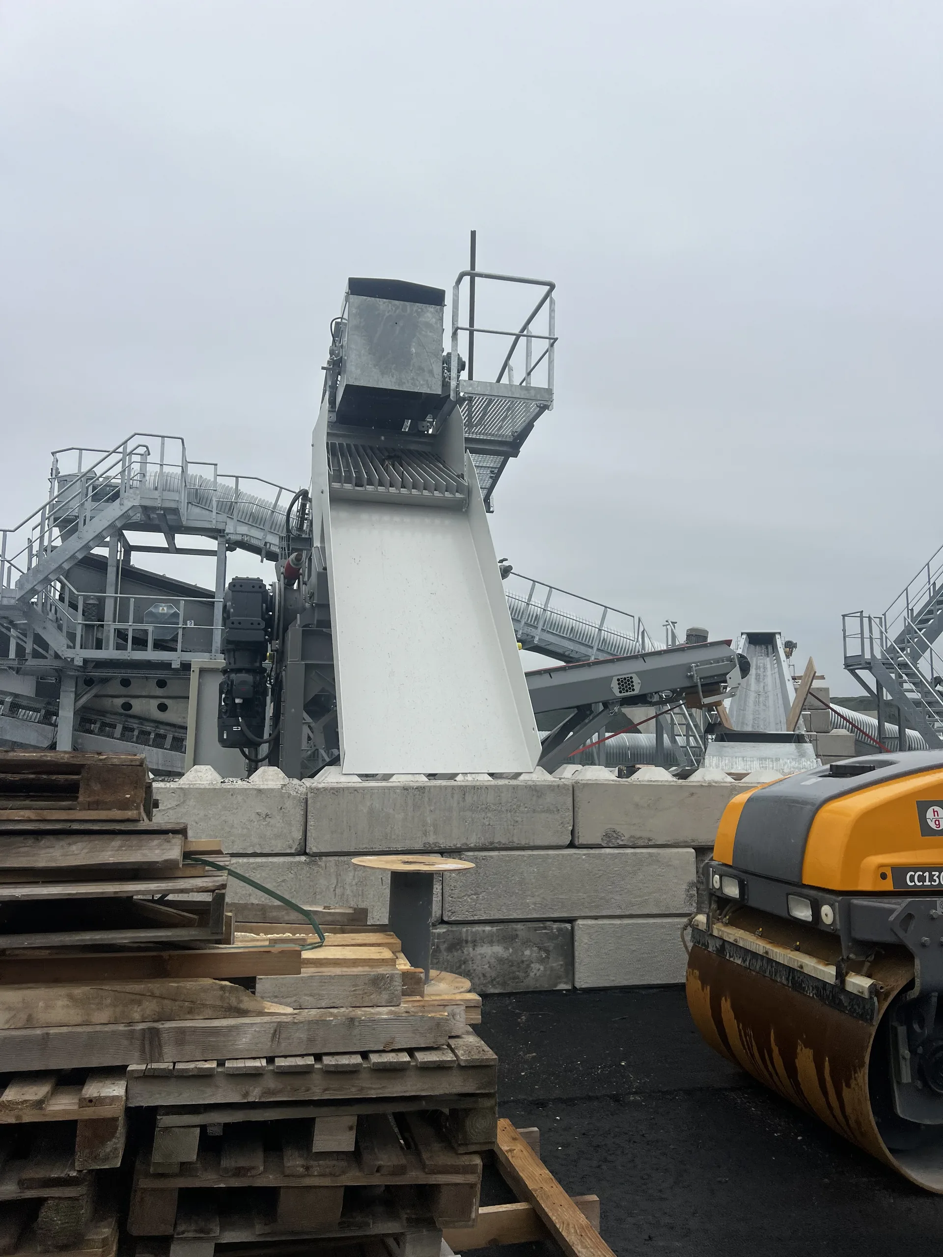 V1 granulator built into a plant — photo 5