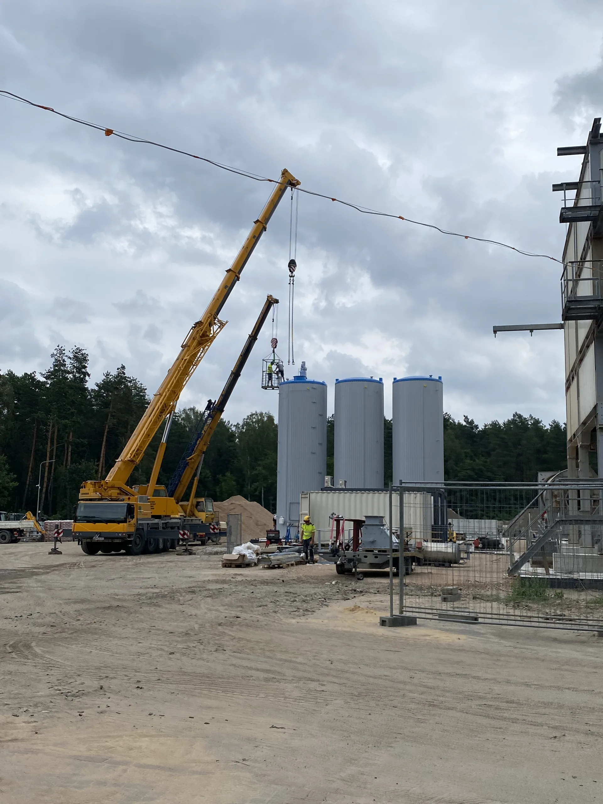 Relocation with a twin silo — photo 11